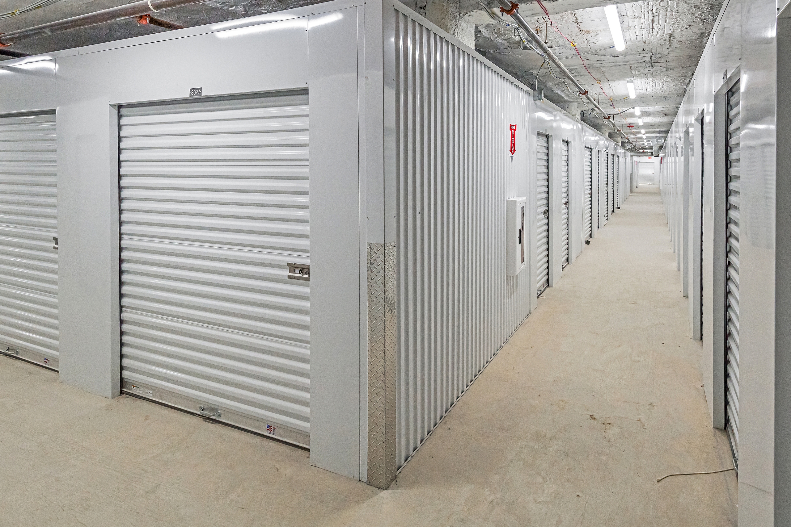 Palisade Spring Garden Storage Hallway